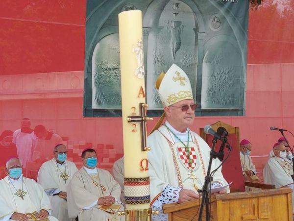 Mons. Križić predvodio misu na Udbini na 76. obljetnicu Bleiburške tragedije