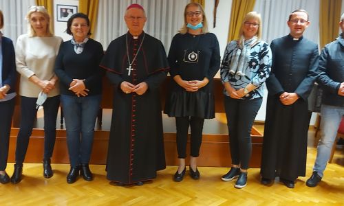 Gospićko-senjska biskupija - HRVATSKO KATOLIČKO LIJEČNIČKO DRUŠTVO PODRUŽNICE GOSPIĆ OBILJEŽILO BLAGDAN SV. LUKE, SVOG ZAŠTITNIKA