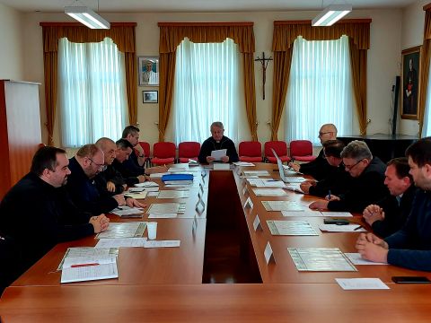 Gospićko-senjska biskupija - U Gospiću održana Proljetna sjednica Prezbiterskog vijeća Gospićko-senjske biskupije