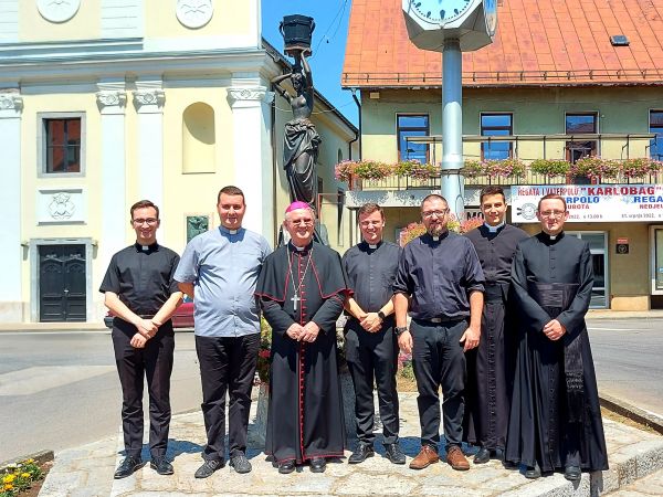 Ljetovanje bogoslova Gospićko-senjske biskupije u Udbinskom dekanatu