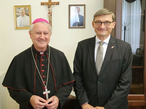 Gospićko-senjska biskupija - Biskup Križić primio u posjet austrijskog veleposlanika Wuketicha