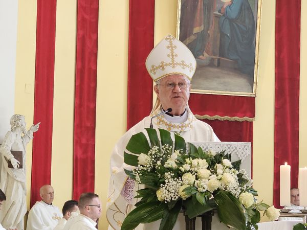 Propovijed splitsko-makarskog nadbiskupa mons. Zdenka Križića na svećeničkom ređenju Karla Špoljarića