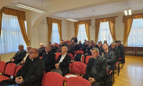 Gospićko-senjska biskupija - Svećenička rekolekcija u Gospiću
