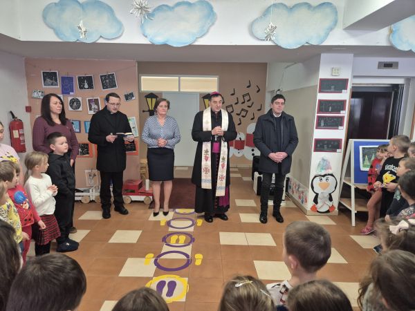 Biskup Marko Medo blagoslovio vrtić Pahuljica u Gospiću