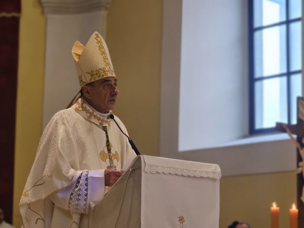 Homilija na Veliku srijedu- Misa posvete ulja