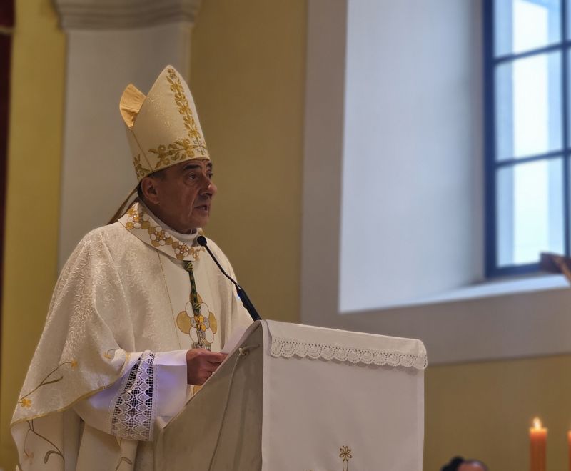 Homilija na Veliku srijedu- Misa posvete ulja