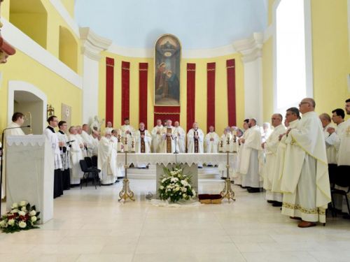 Proslava 20. obljetnica biskupstva i 80 godina života biskupa Bogovića