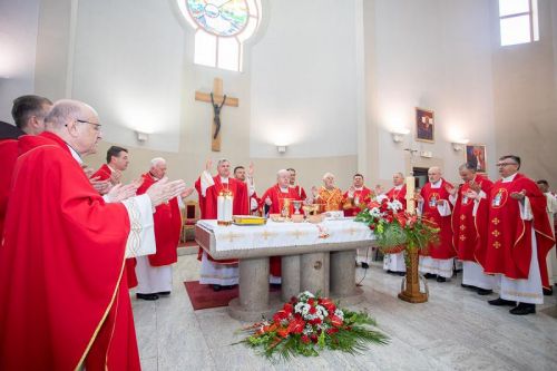 Biskup Bogović predvodio svetkovinu sv. Kvirina u Sisku