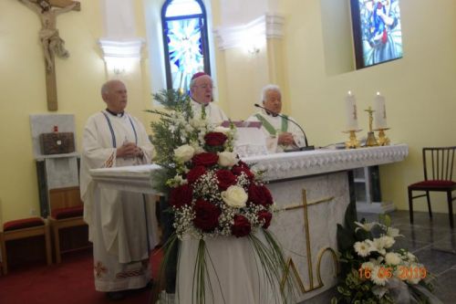Biskup Bogović u Slunju predvodio svetkovinu Presvetog Trojstva