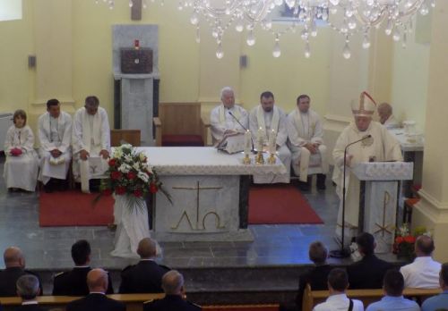 Biskup Bogović predvodio misu povodom Dana grada Slunja