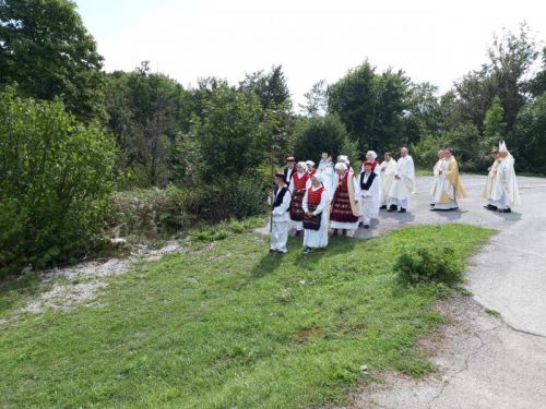 Krasno: Nadbiskup Devčić predvodio misno slavlje na Malu Gospu