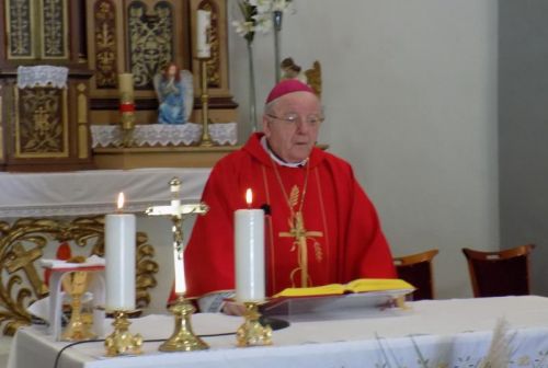 Biskup Bogović predvodio misu za žrtve u Međuvođama