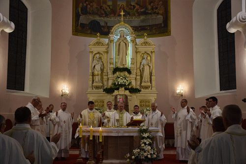 Biskup Križić predvodio proslavu sv. Terezije Avilske u Bjelovaru