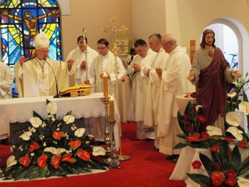 Biskup Križić na svetkovini Presvetog Srca Isusova na Voštarnici u Zadru