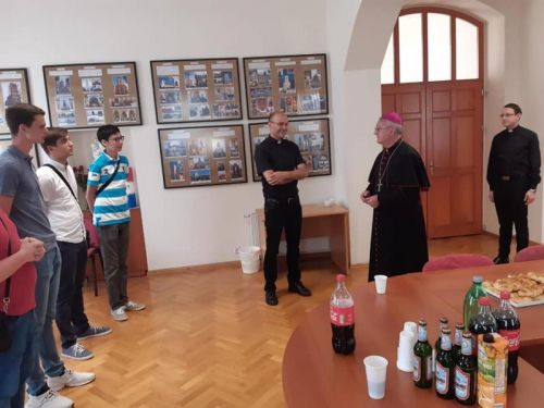 Splitski sjemeništarci posjetili Gospićko-senjsku biskupiju