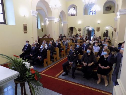 Biskup Bogović predvodio svetu misu na Dan Grada Slunja