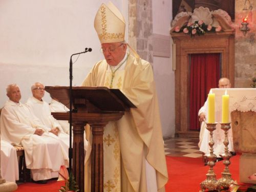 Biskup Bogović predvodio slavlje na svetkovinu sv. Šimuna, zaštitnika Grada Zadra
