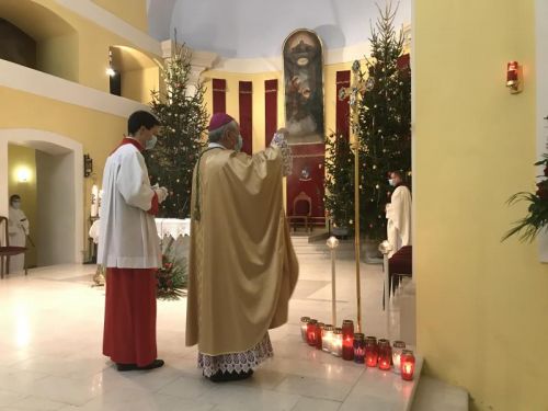 Biskup Križić predvodio misu Polnoćku u Gospiću