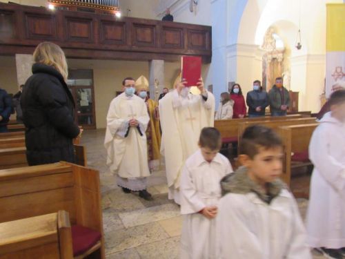 Biskup Križić na Božić predvodio svečanu misu u Senju