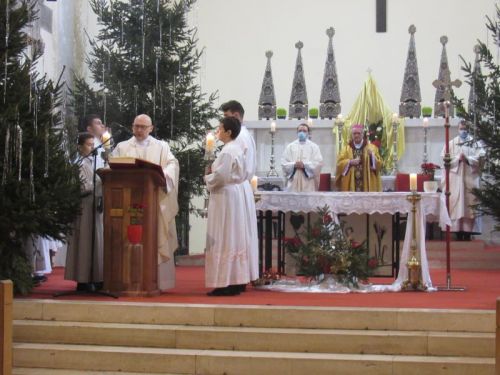 Biskup Križić na Božić predvodio svečanu misu u Senju