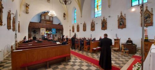 Hodočašće svećenika Gospićko-senjske biskupije u Oštarije