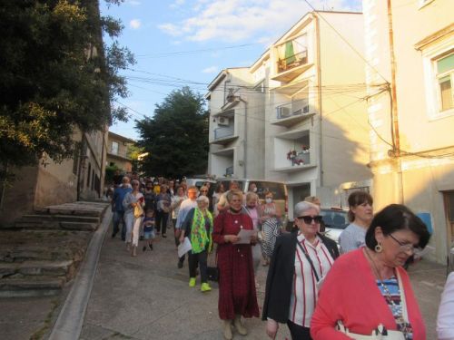Biskup Zdenko Križić predvodio slavlje svetkovine Tijelova u Senju