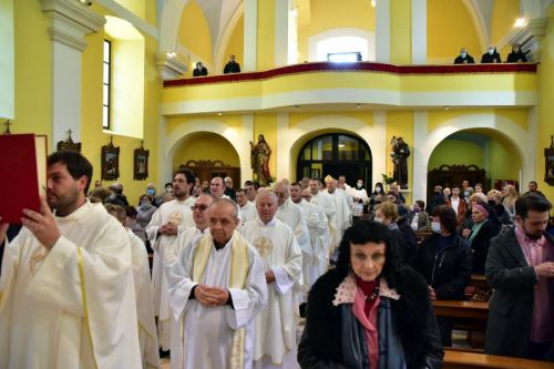GOSPIĆKO-SENJSKA BISKUPIJA POČELA JE SINODU PASTIRA CRKVE I BOŽJEG NARODA
