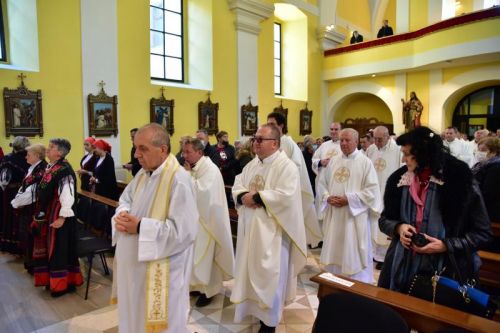 GOSPIĆKO-SENJSKA BISKUPIJA POČELA JE SINODU PASTIRA CRKVE I BOŽJEG NARODA