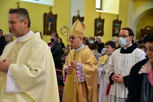 GOSPIĆKO-SENJSKA BISKUPIJA POČELA JE SINODU PASTIRA CRKVE I BOŽJEG NARODA