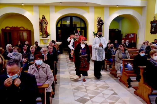 GOSPIĆKO-SENJSKA BISKUPIJA POČELA JE SINODU PASTIRA CRKVE I BOŽJEG NARODA