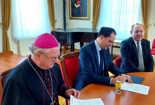 Susret biskupa Križića i ministra Malenice