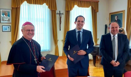 Susret biskupa Križića i ministra Malenice