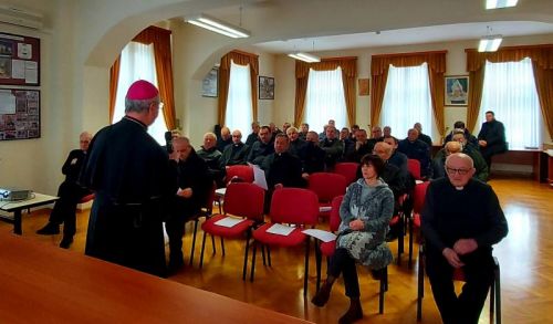 U Gospiću održan korizmeni susret svećenika