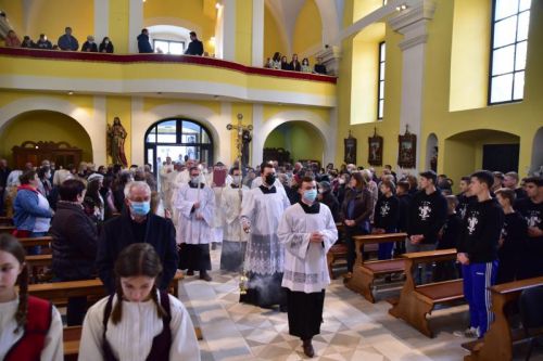 Svečanim misnim slavljem proslavljena svetkovina Blagovijesti u Gospiću
