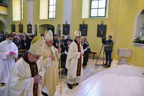 Svečanim misnim slavljem proslavljena svetkovina Blagovijesti u Gospiću