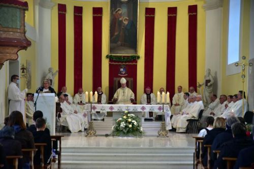 Svečanim misnim slavljem proslavljena svetkovina Blagovijesti u Gospiću
