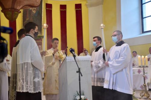 Svečanim misnim slavljem proslavljena svetkovina Blagovijesti u Gospiću
