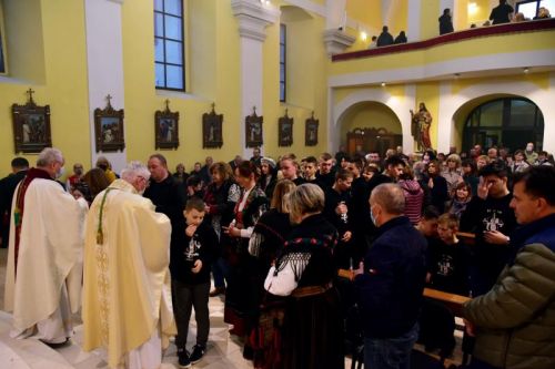 Svečanim misnim slavljem proslavljena svetkovina Blagovijesti u Gospiću