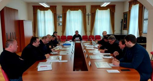 U Gospiću održana Proljetna sjednica Prezbiterskog vijeća Gospićko-senjske biskupije