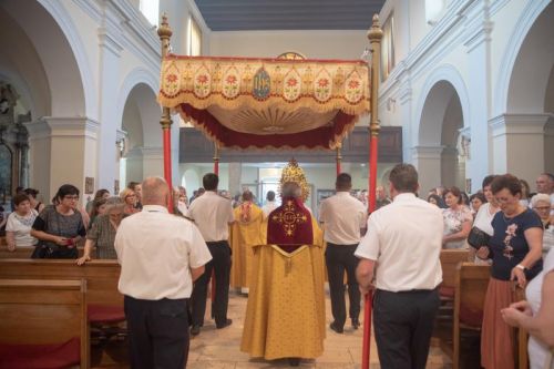 Biskup Zdenko Križić na Tijelovo u Senju: “Molimo da nam Isusovo Tijelo koje blagujemo podari njegove osjećaje za Boga i ljude”