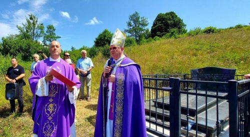 Biskup Križić u Boričevcu: “Krv žrtava stalno viče prema nebu”