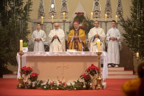 Biskup Križić na Božić predvodio središnje misno slavlje u Senju