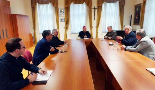 Biskup Križić ugostio suradnike blagopokojnog biskupa Bogovića