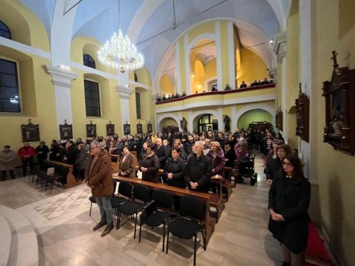 Biskup Križić na Pepelnicu u Gospiću: “Koliko danas ima onih koji se izjašnjavaju kao vjernici, ali ponašaju se i žive kao da Boga nema”