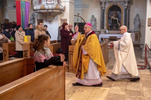 Senj: Biskup Križić predvodio središnje misno slavlje na Uskrs