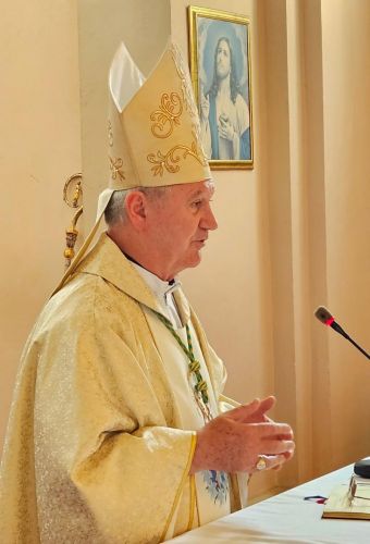 Krštenje petog djeteta u župi Cvitović
