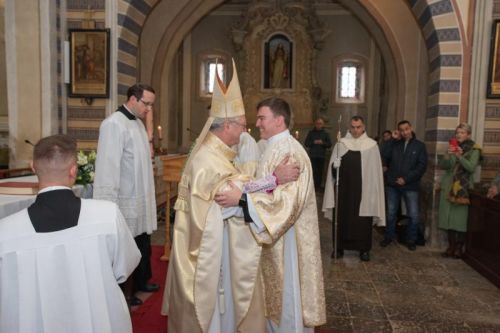 Splitsko-makarski nadbiskup Zdenko Križić zaredio je đakona Gospićko-senjske biskupije Karla Špoljarića