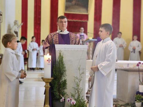 Slavlje Treće nedjelje Došašća i Nedjelje Caritasa