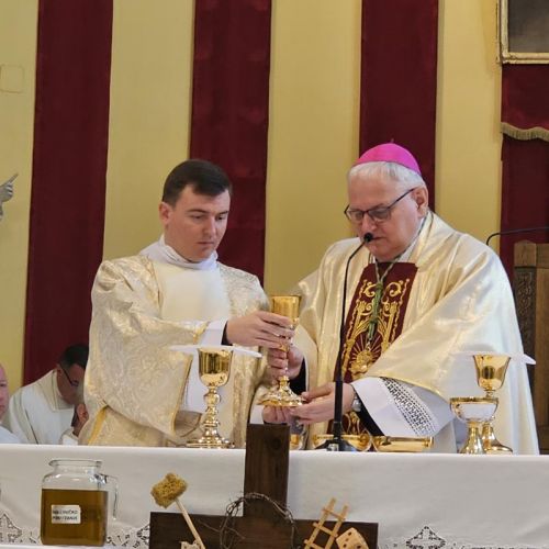 Šibenski biskup mons. Tomislav Rogić predvodio svetu misu posvete ulja