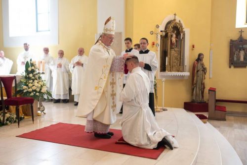 Svećeničko ređenje Karla Špoljarića